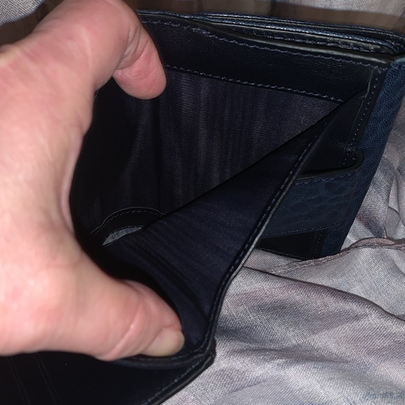 CELINE Wallet !!! - Picture 5 of 10